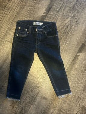 Denim dark rigid bottom denim toddler Capri jeans size 5